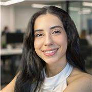 Profesora con interés de impartir clases en historia